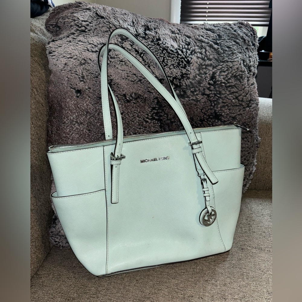Mint Michael Kors Tote